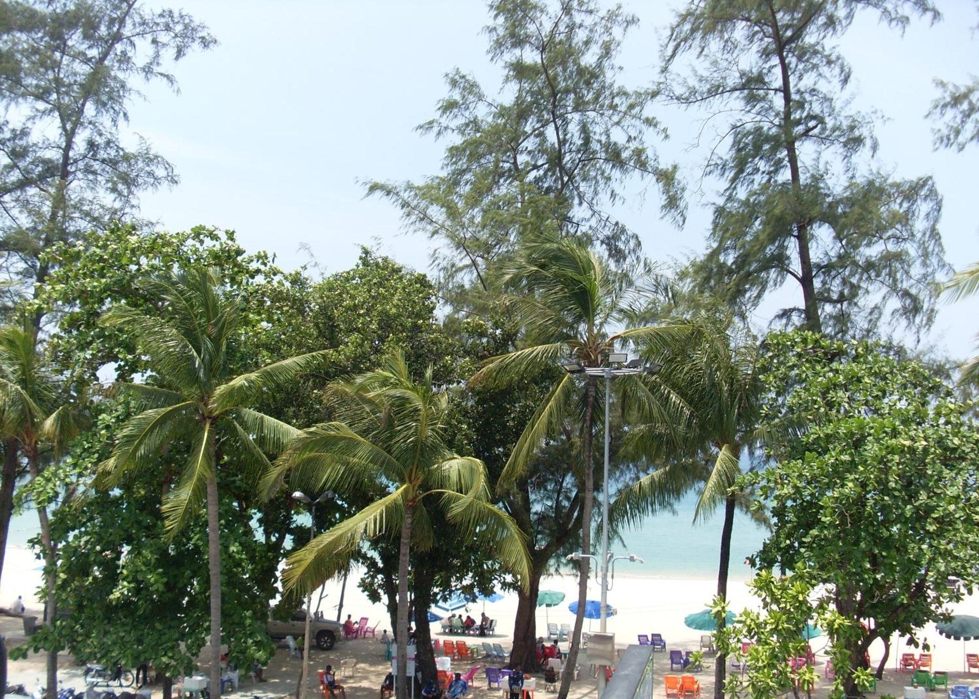 The Taksim Patong Beach Hotel Exterior foto